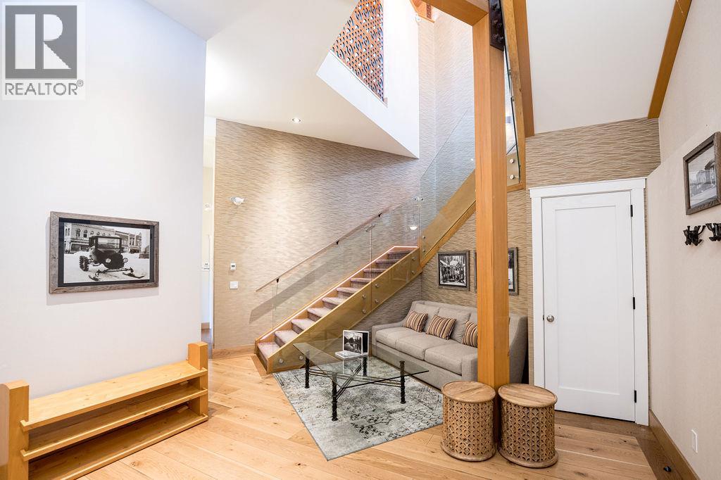 1944 Leidloff Road, Revelstoke