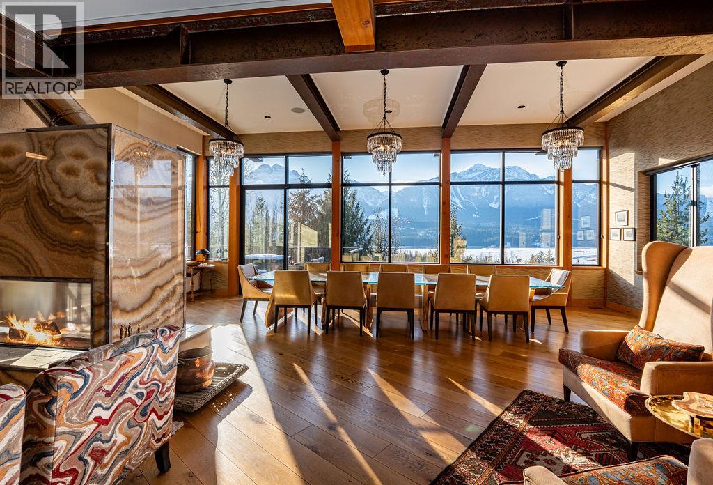 1944 Leidloff Road, Revelstoke