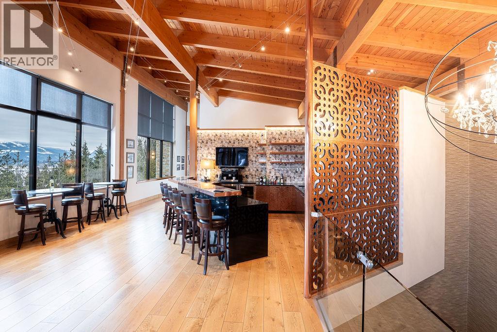 1944 Leidloff Road, Revelstoke