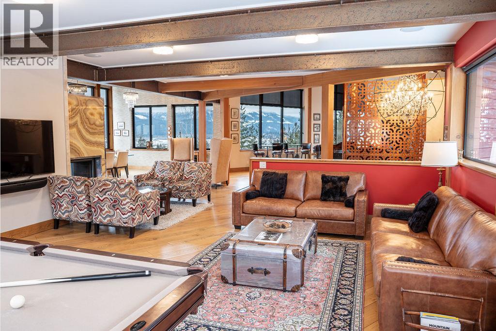 1944 Leidloff Road, Revelstoke