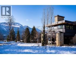 Media - 1944 Leidloff Road, Revelstoke, BC V0E2S0 Photo 11