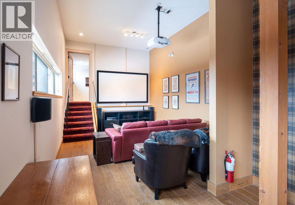 1944 Leidloff Road, Revelstoke