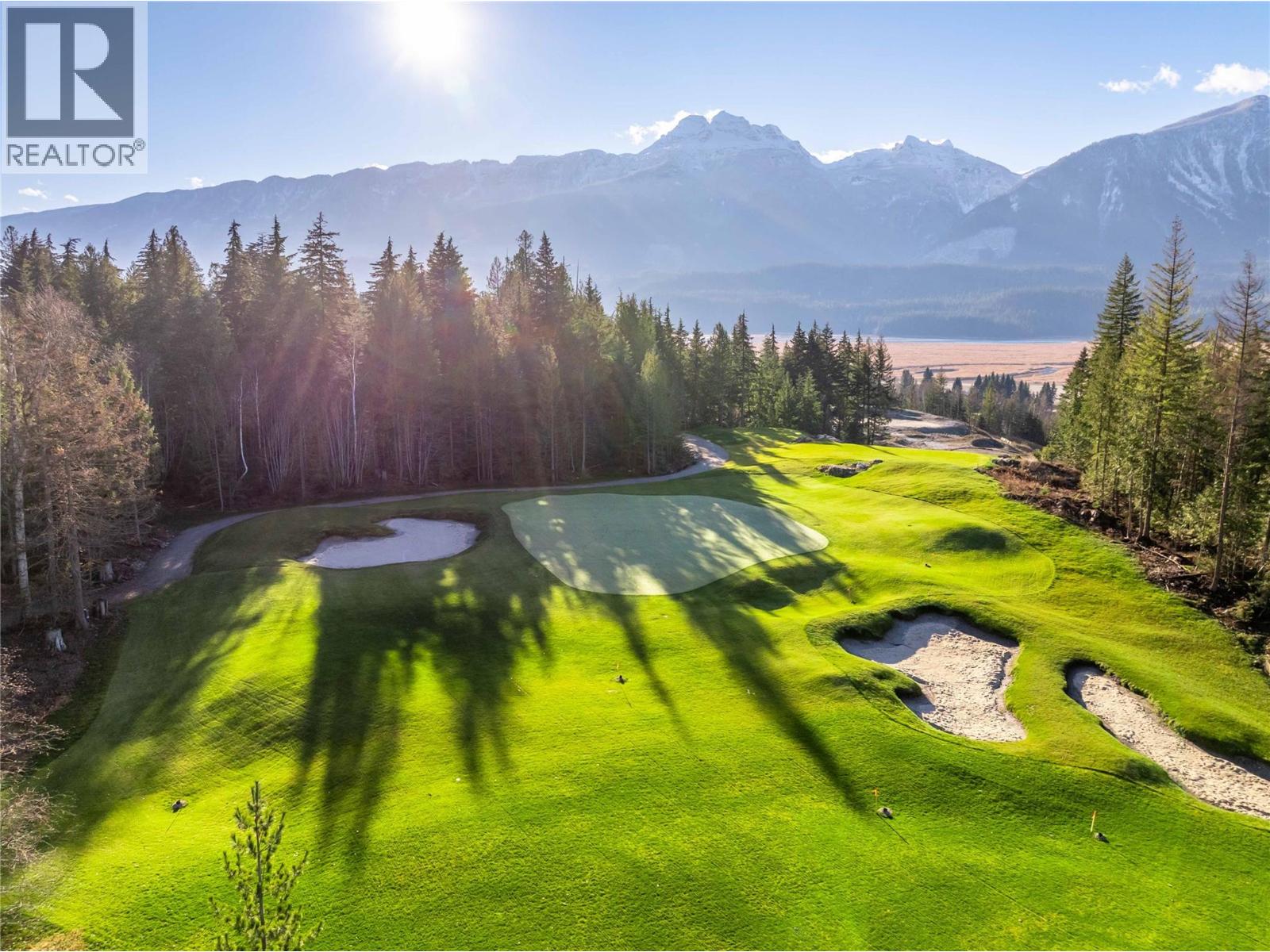 1944 Leidloff Road, Revelstoke