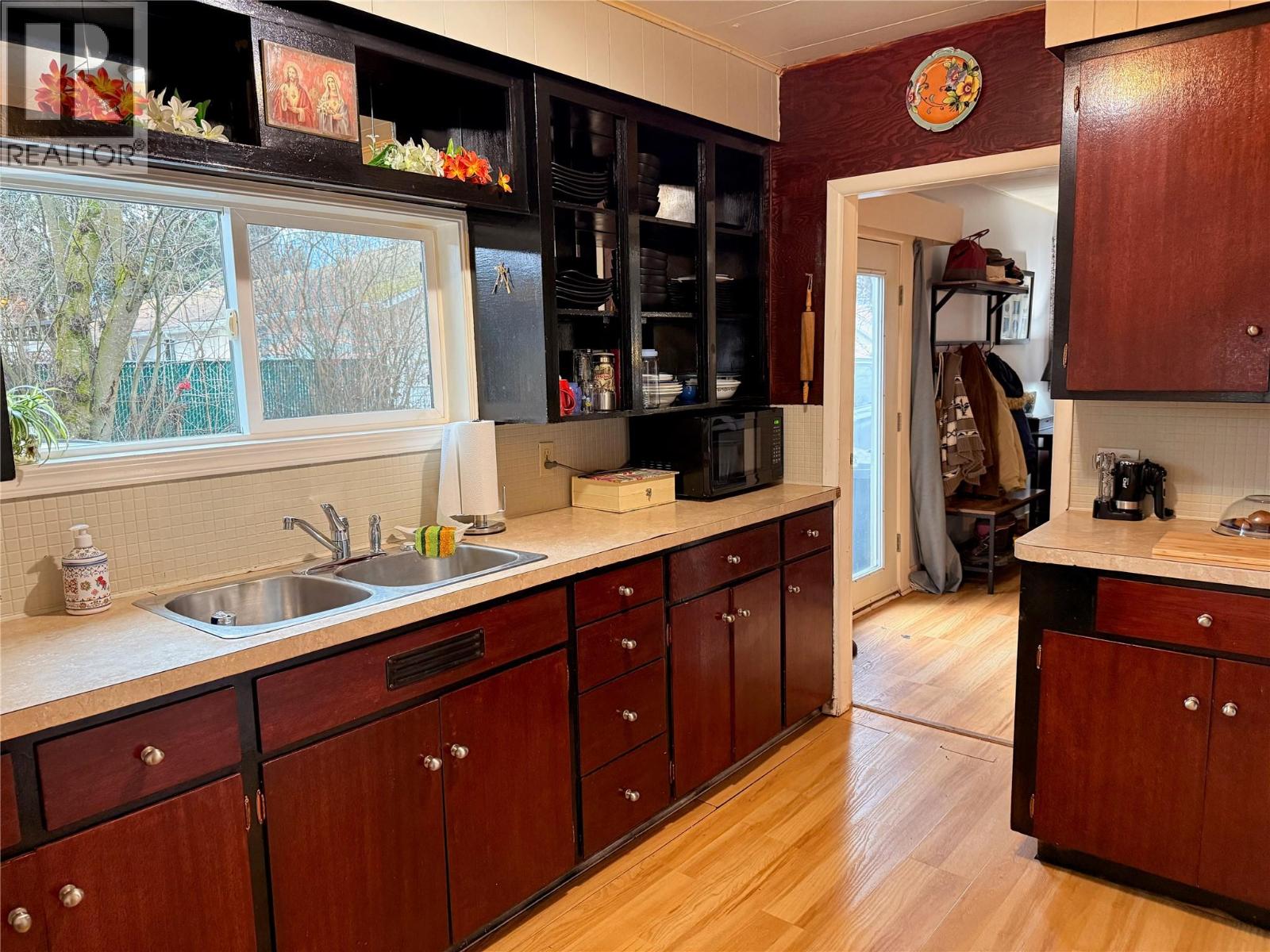 2210 Fletcher Avenue, Armstrong