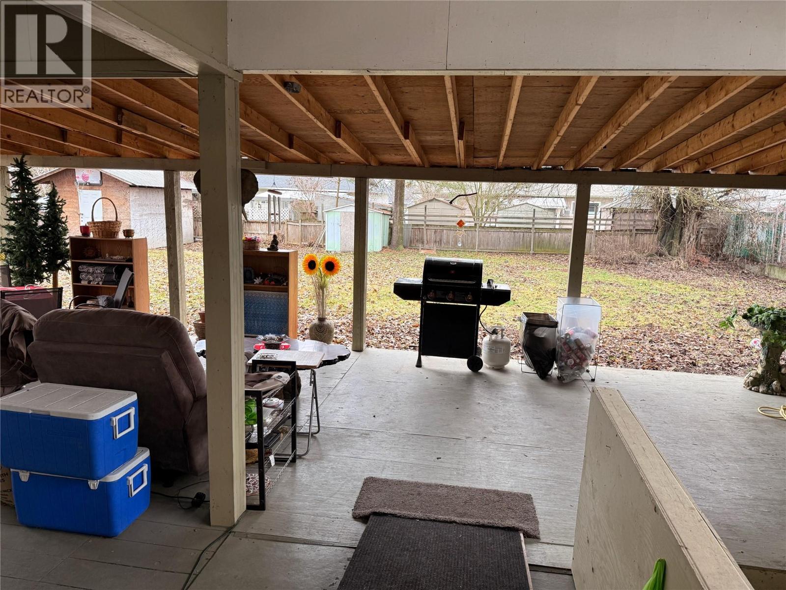 2210 Fletcher Avenue, Armstrong