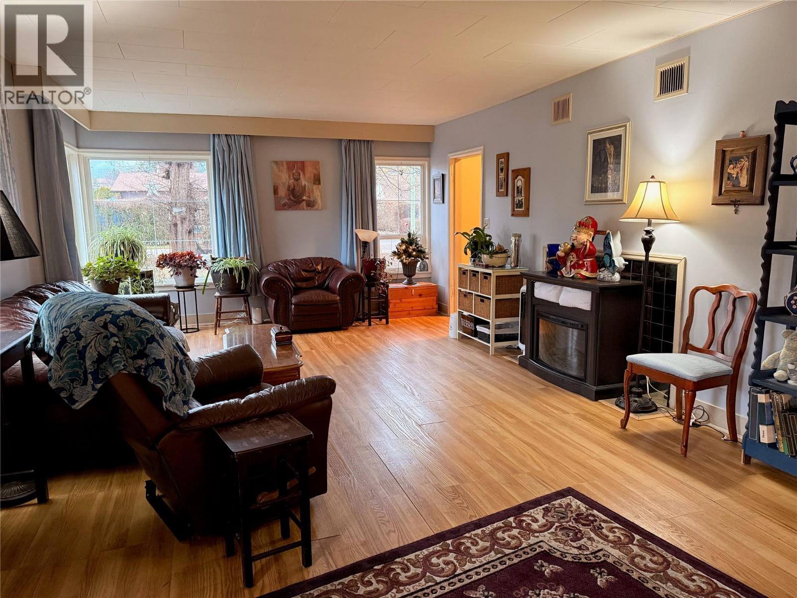 2210 Fletcher Avenue, Armstrong