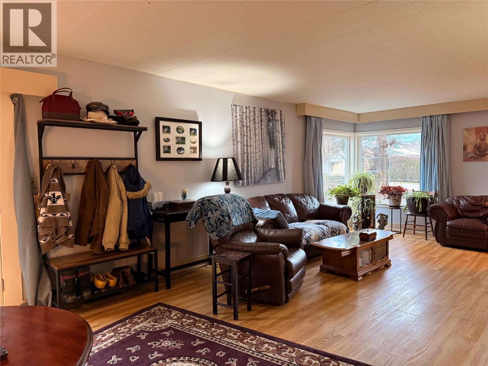 2210 Fletcher Avenue, Armstrong