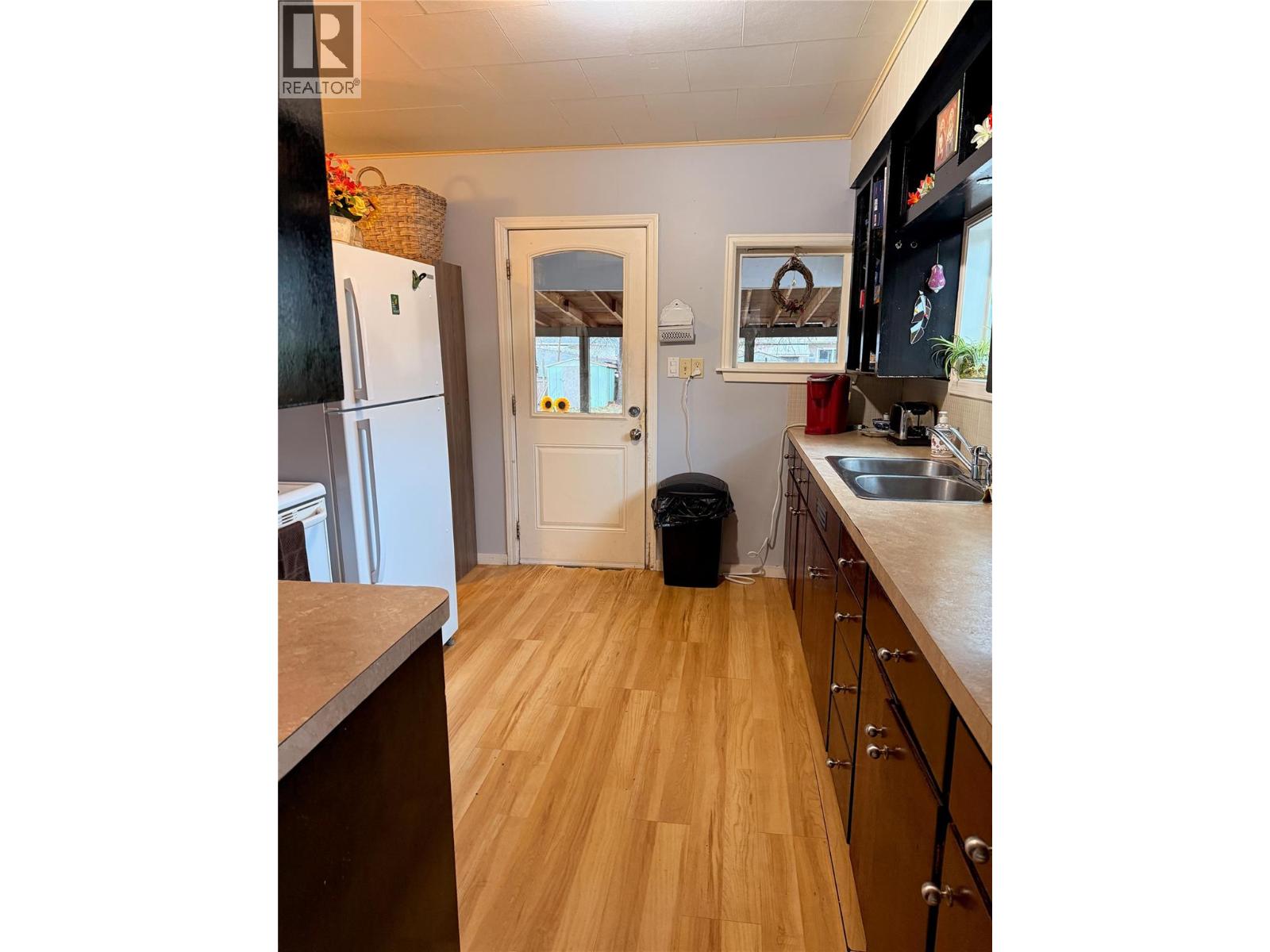 2210 Fletcher Avenue, Armstrong