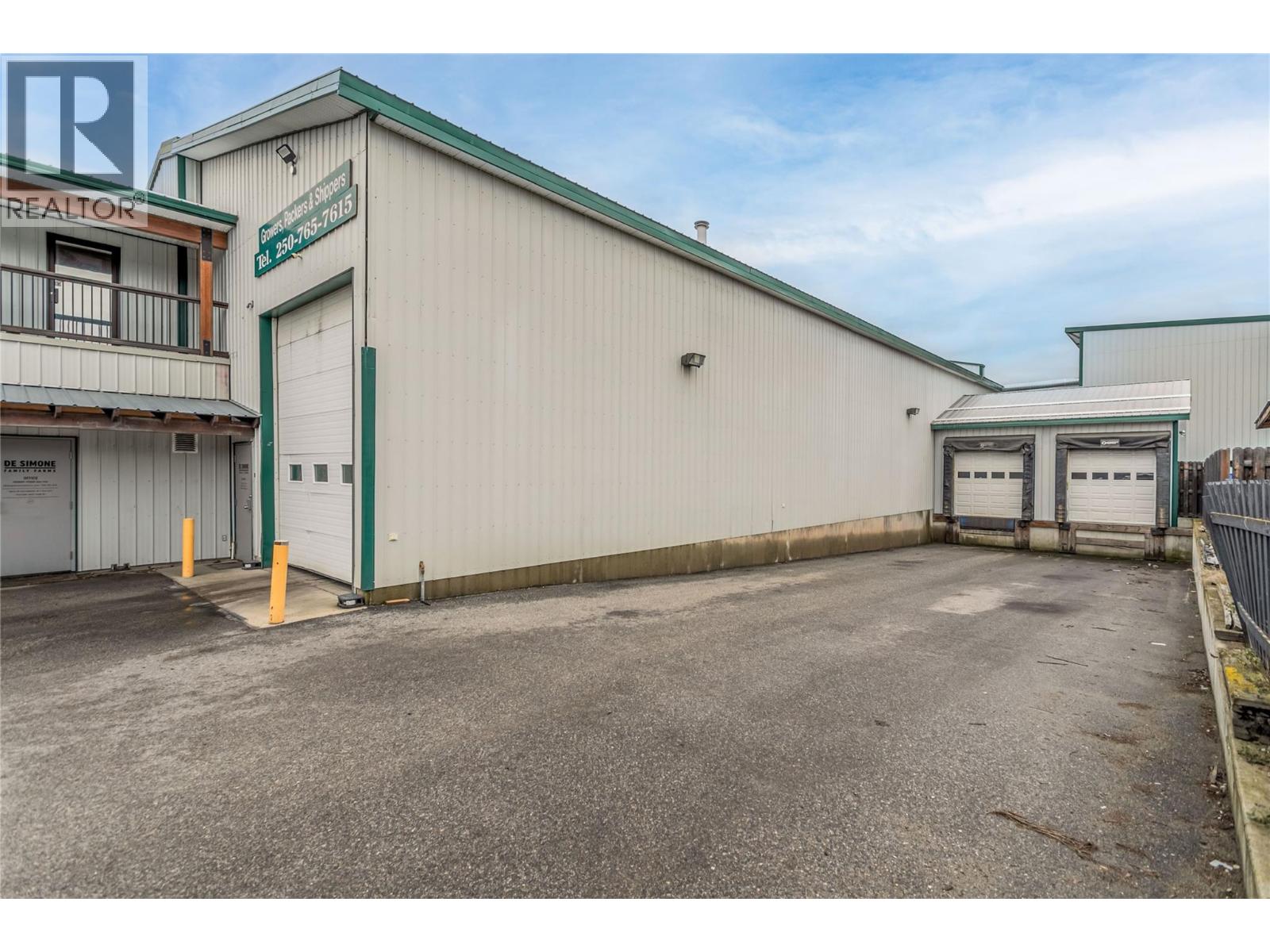  1685 Rutland Road North, Kelowna