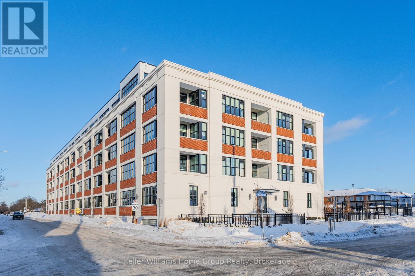 120 Huron Unit 108 photo 3