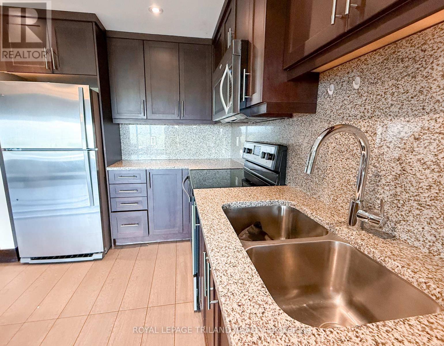 1116 - 1235 RICHMOND STREET - Photo 5 of 14, London East (East B), Ontario