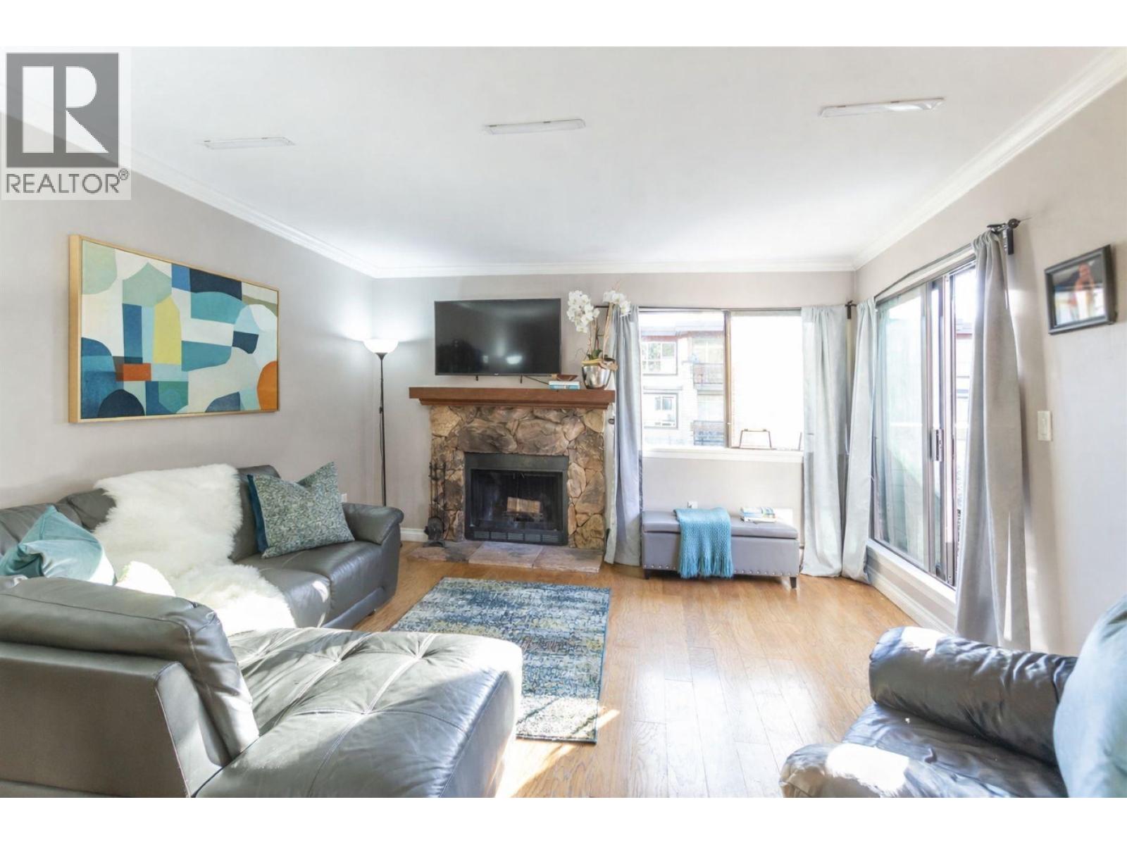 307-3275 MOUNTAIN Highway