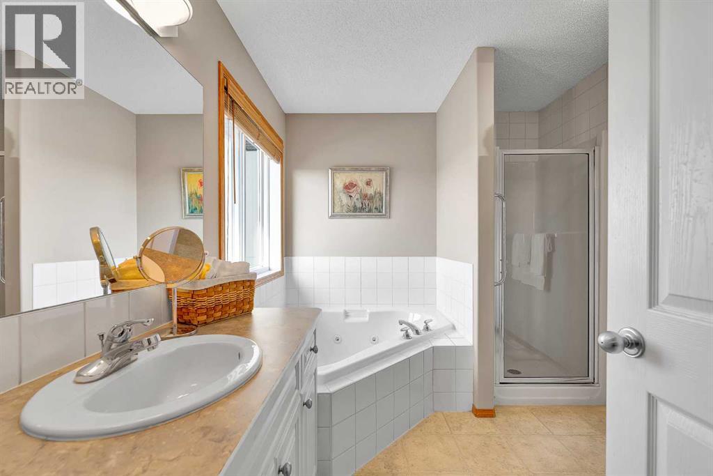 Single Family House for Sale in  Saddletree Close NE Saddle Ridge Calgary 