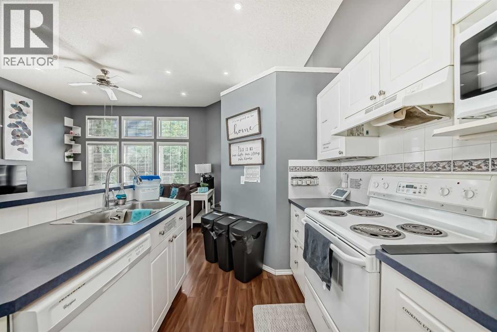 Single Family House 4 Level for Sale in  Taravista Crescent NE Taradale Calgary 