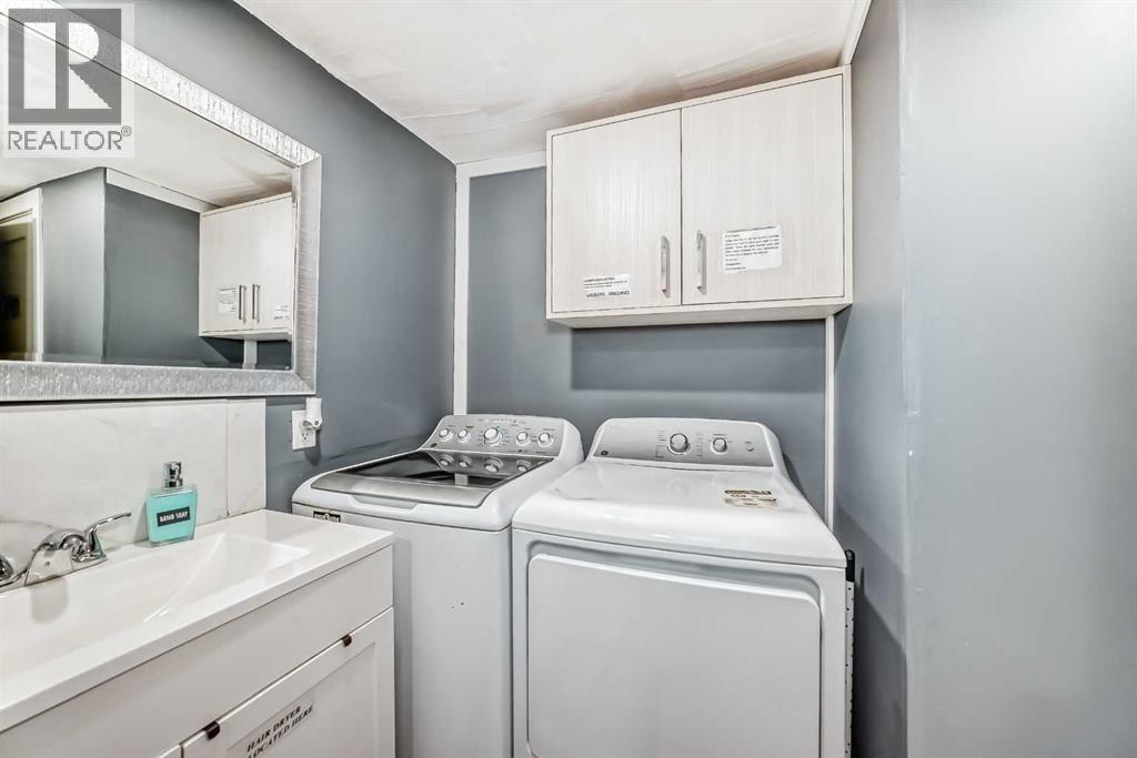 Single Family House 4 Level for Sale in  Taravista Crescent NE Taradale Calgary 