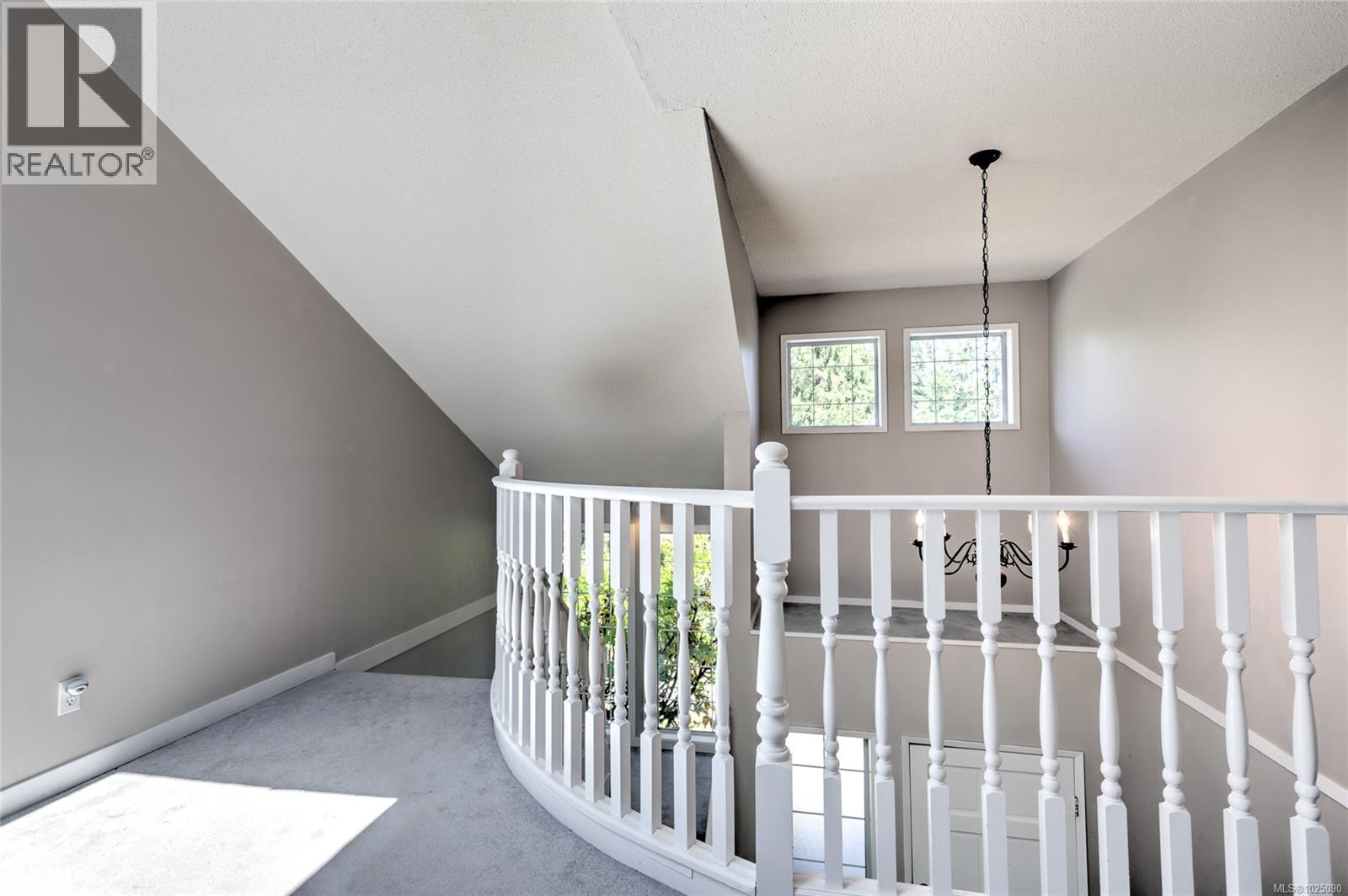 6431 Abbey Rd, Duncan