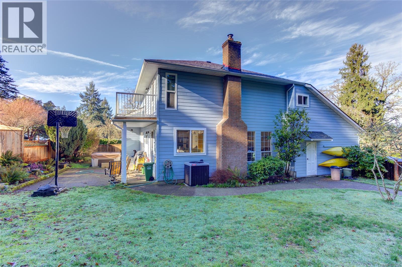 6431 Abbey Rd, Duncan