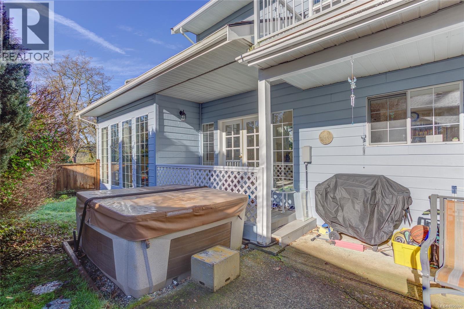 6431 Abbey Rd, Duncan