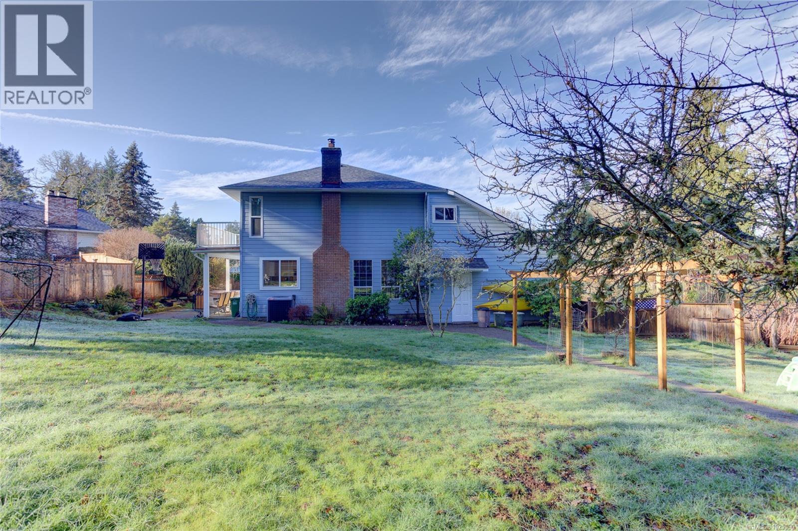 6431 Abbey Rd, Duncan