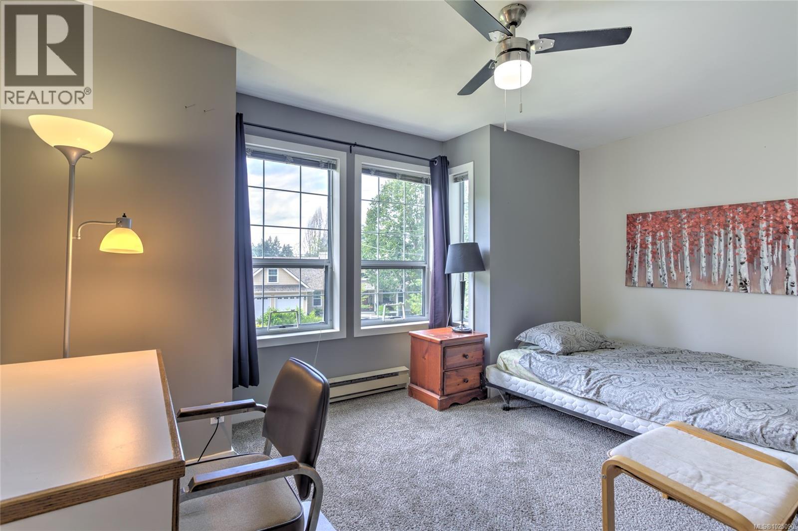 6431 Abbey Rd, Duncan