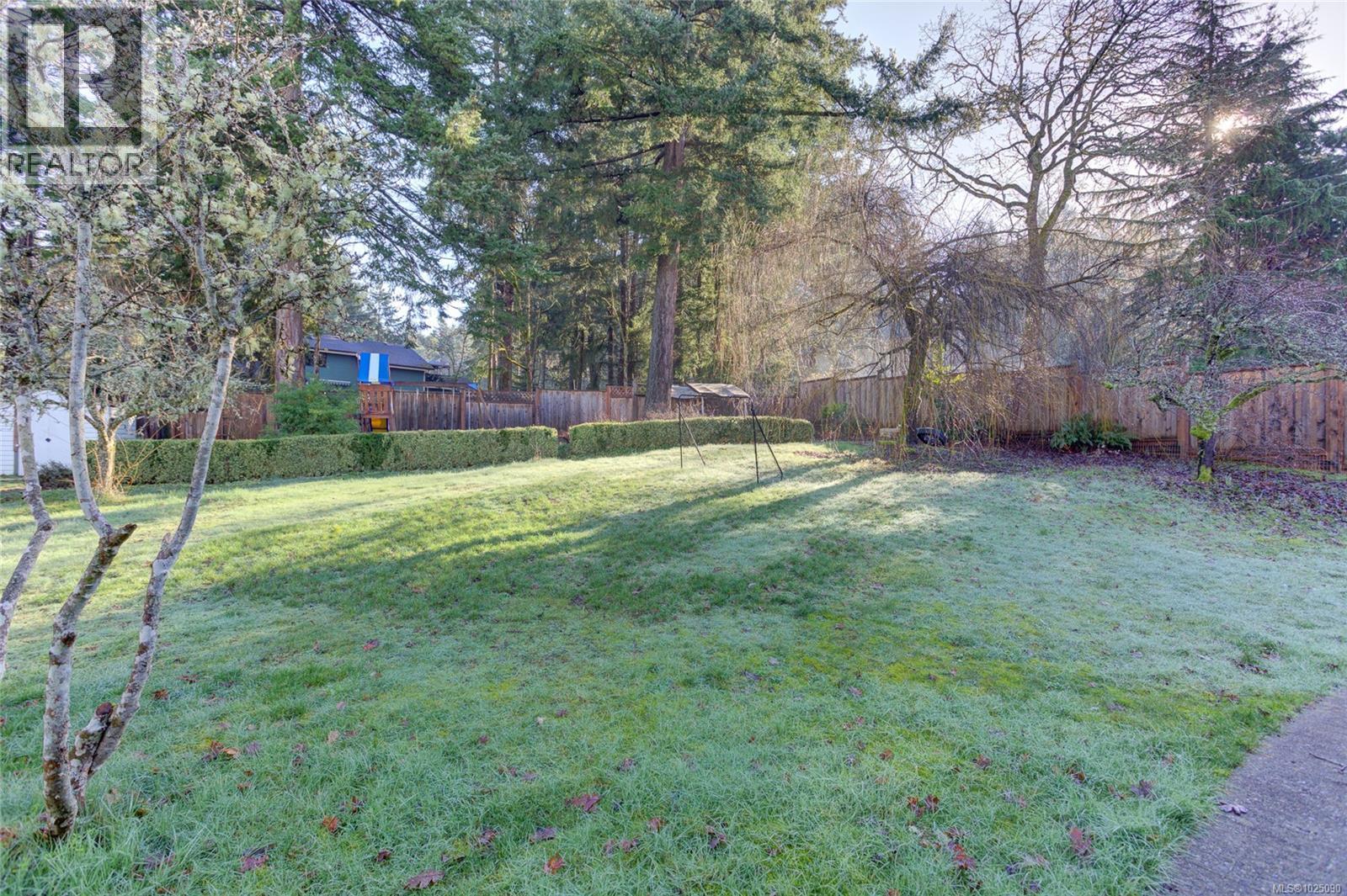 6431 Abbey Rd, Duncan