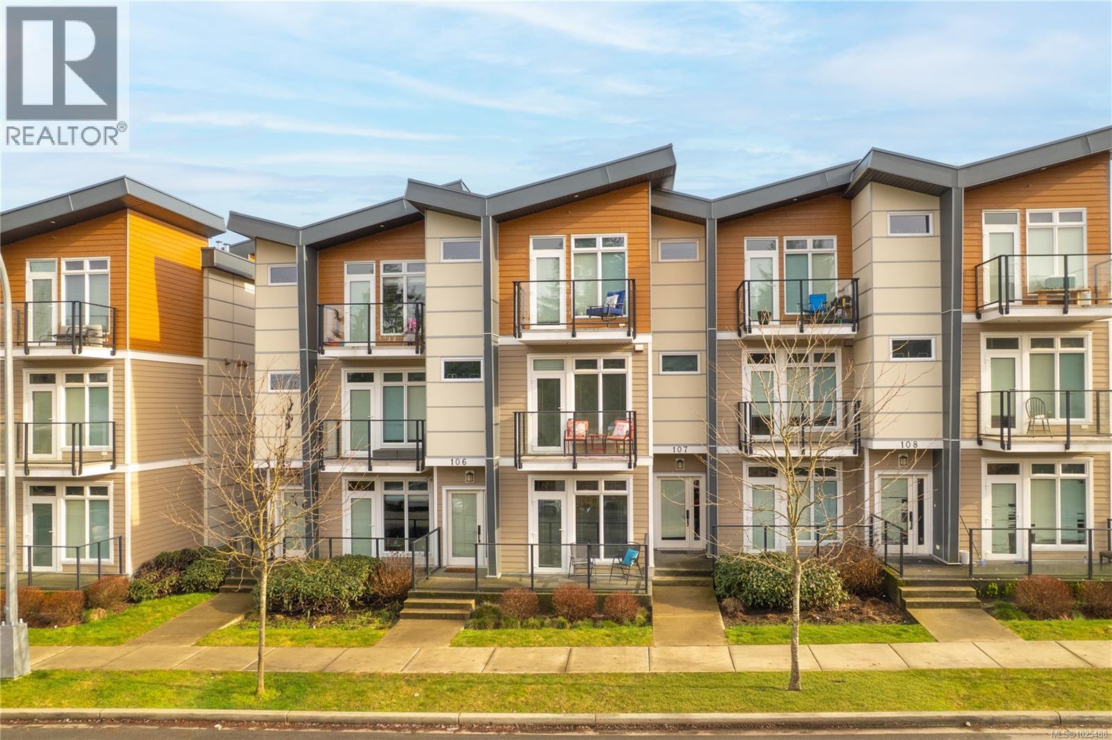 106 308 Hillcrest Ave, Nanaimo