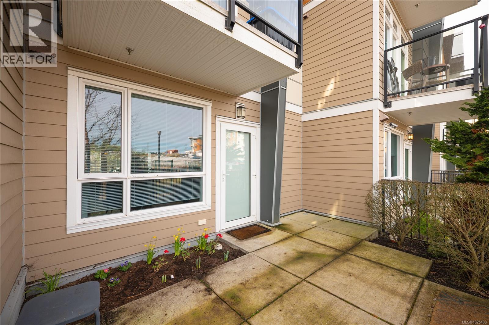 106 308 Hillcrest Ave, Nanaimo