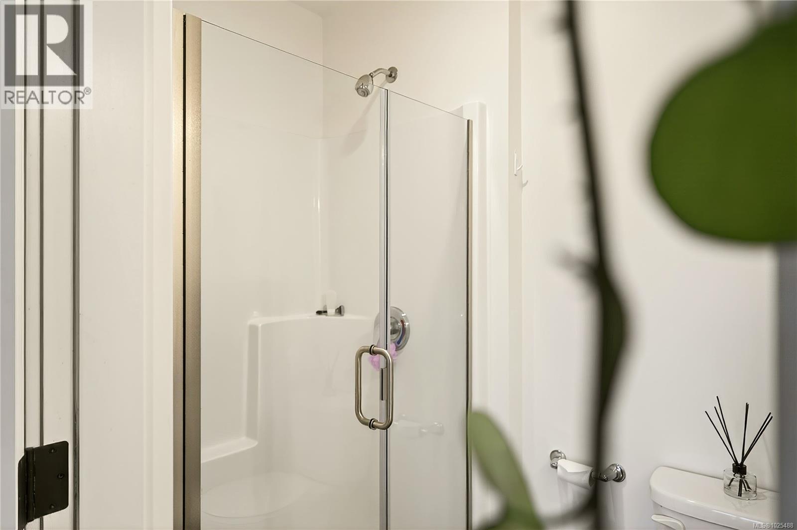 106 308 Hillcrest Ave, Nanaimo