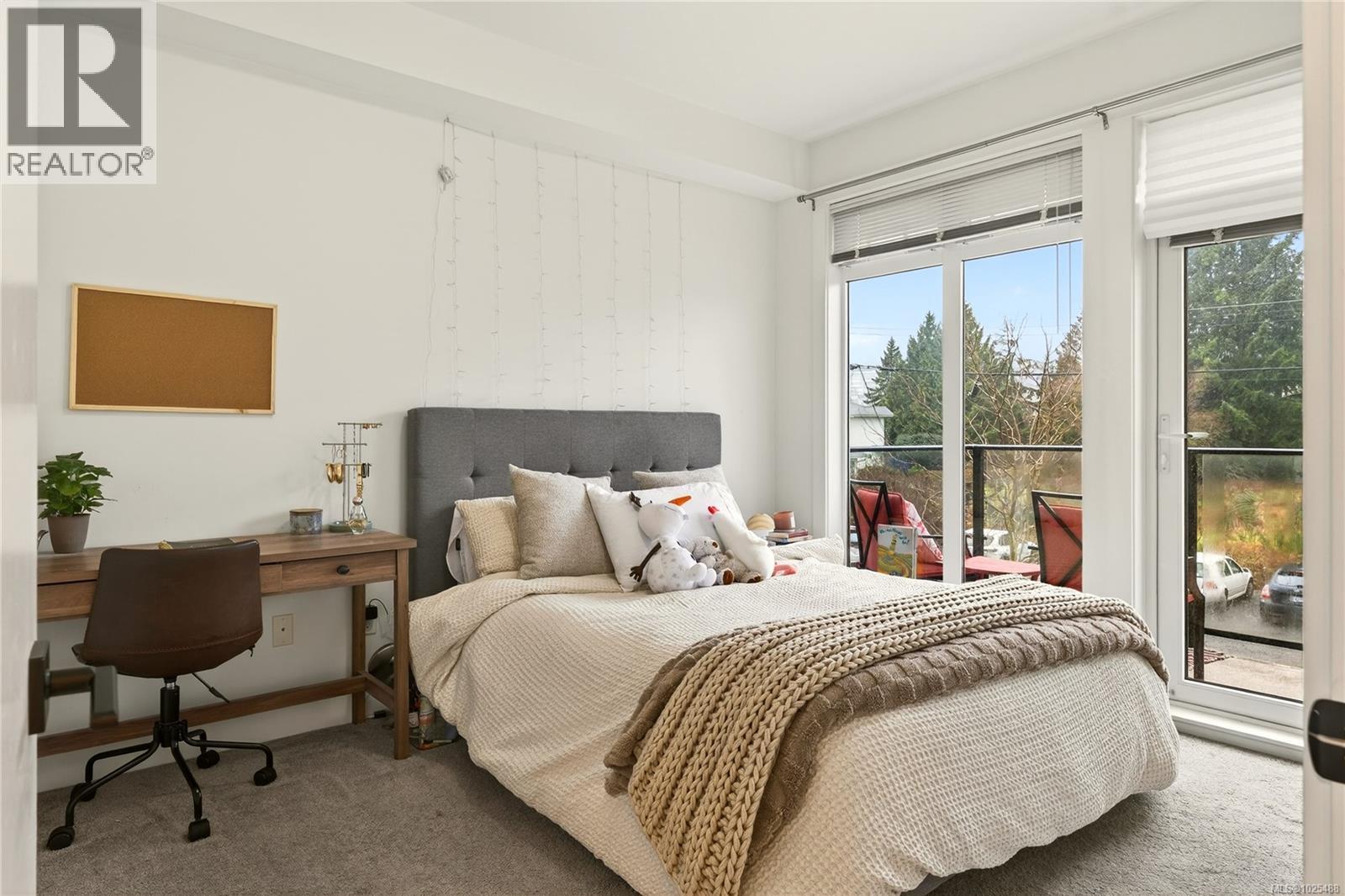 106 308 Hillcrest Ave, Nanaimo