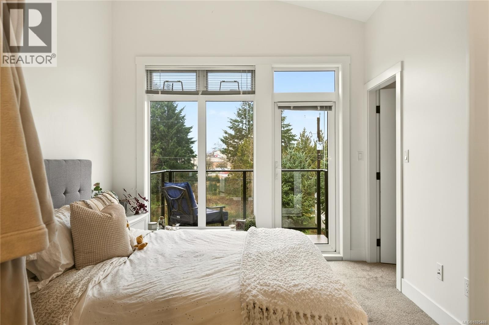 106 308 Hillcrest Ave, Nanaimo