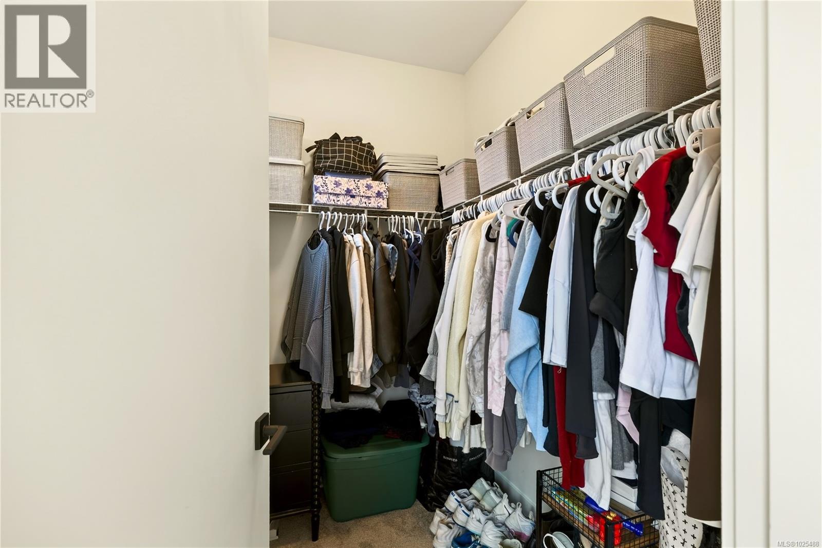 106 308 Hillcrest Ave, Nanaimo