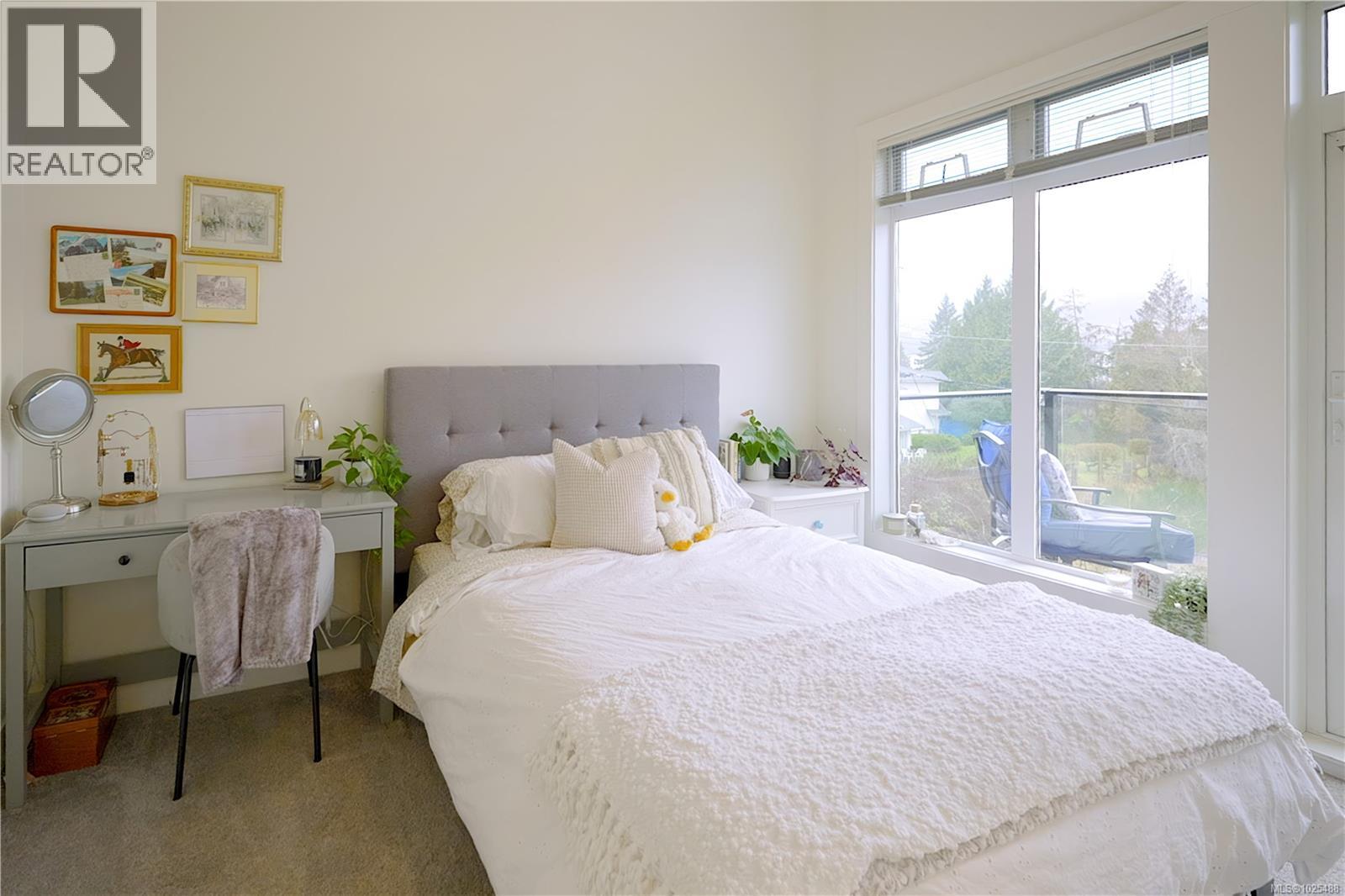 106 308 Hillcrest Ave, Nanaimo