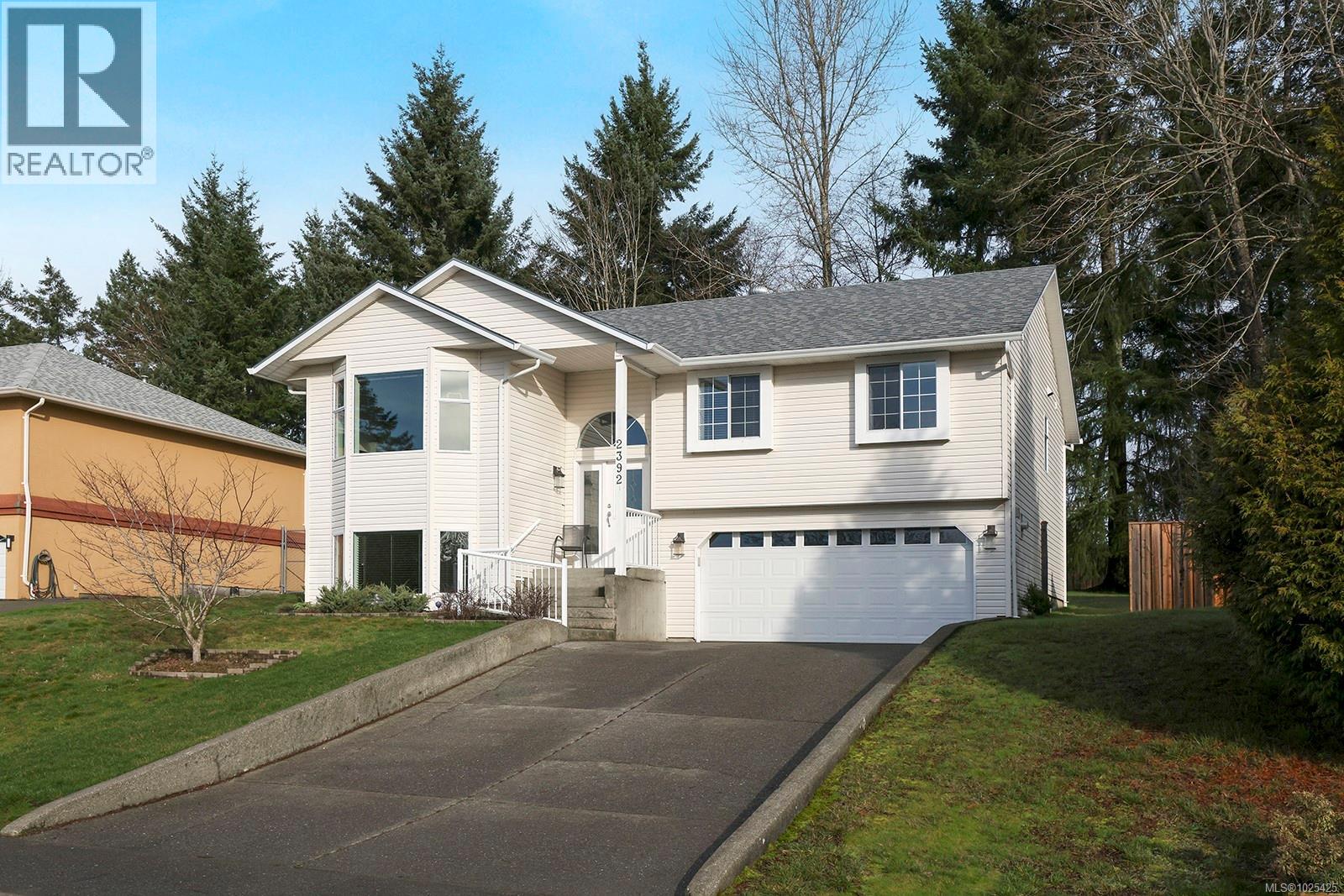2392 Valley View Dr, Courtenay