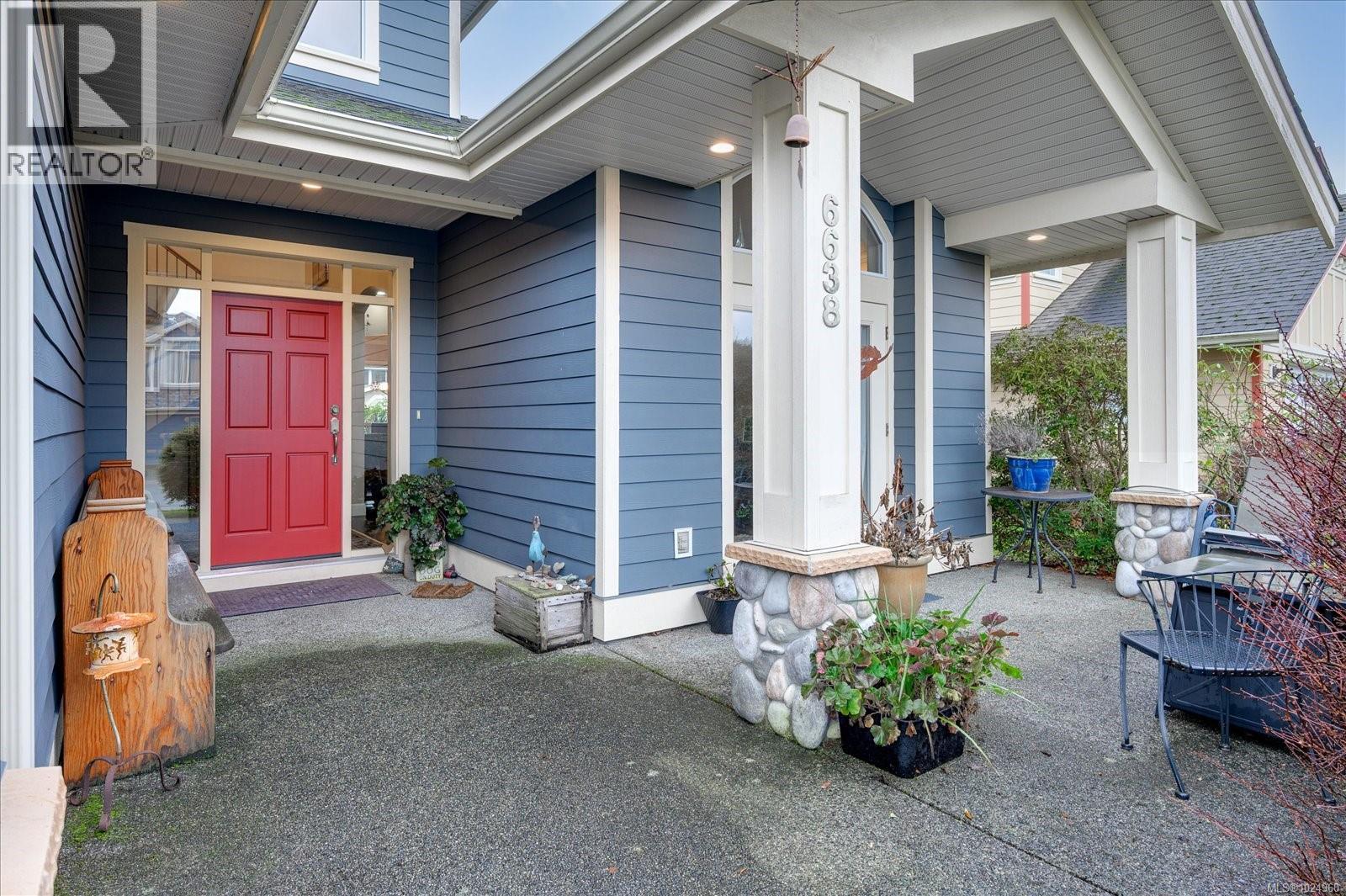 6638 KESTREL CRES - 41