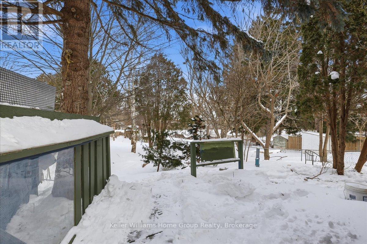 1884 AVALON STREET, London East (East H), Ontario