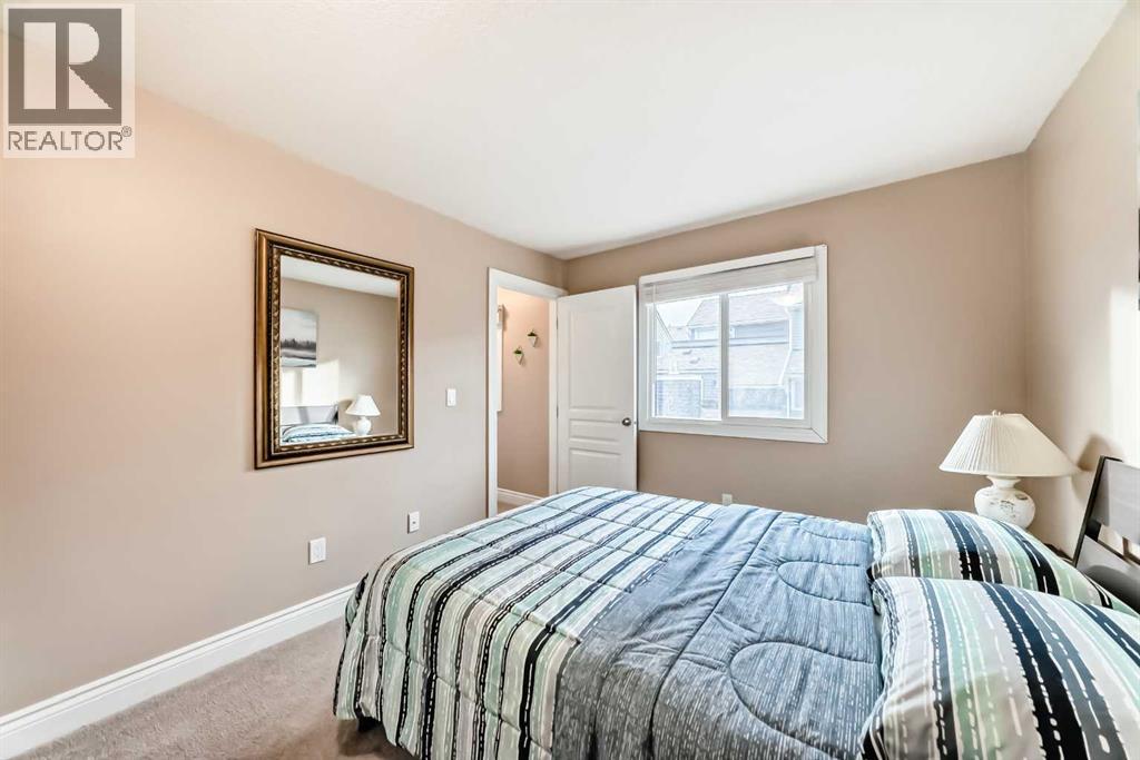 Single Family House for Sale in   Glamis Green SW Glamorgan Calgary 