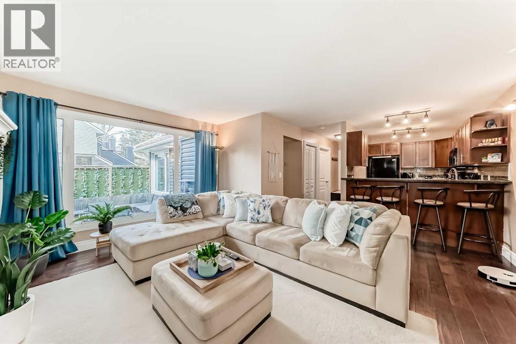 Single Family House for Sale in   Glamis Green SW Glamorgan Calgary 