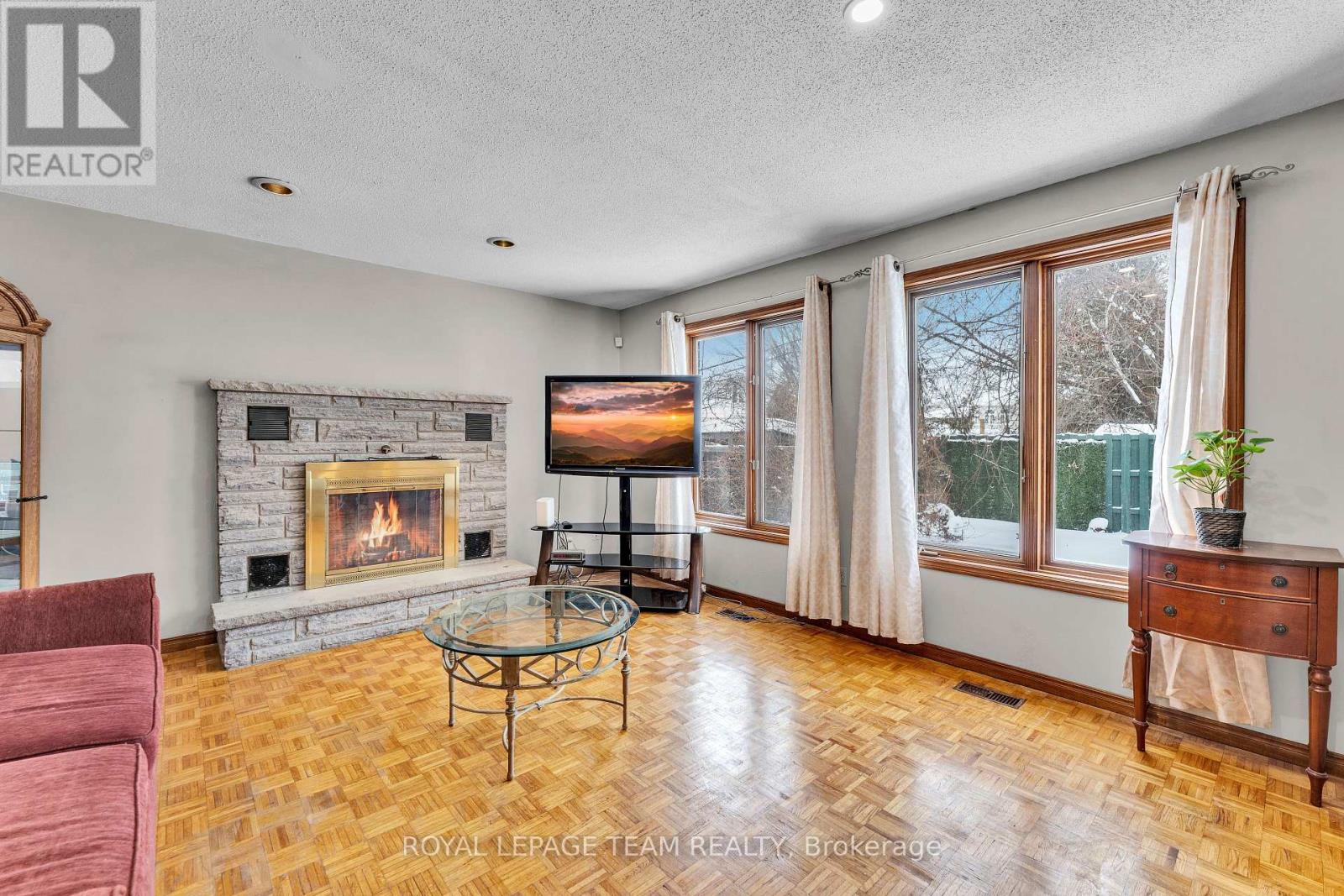 1409 MORY STREET - 19