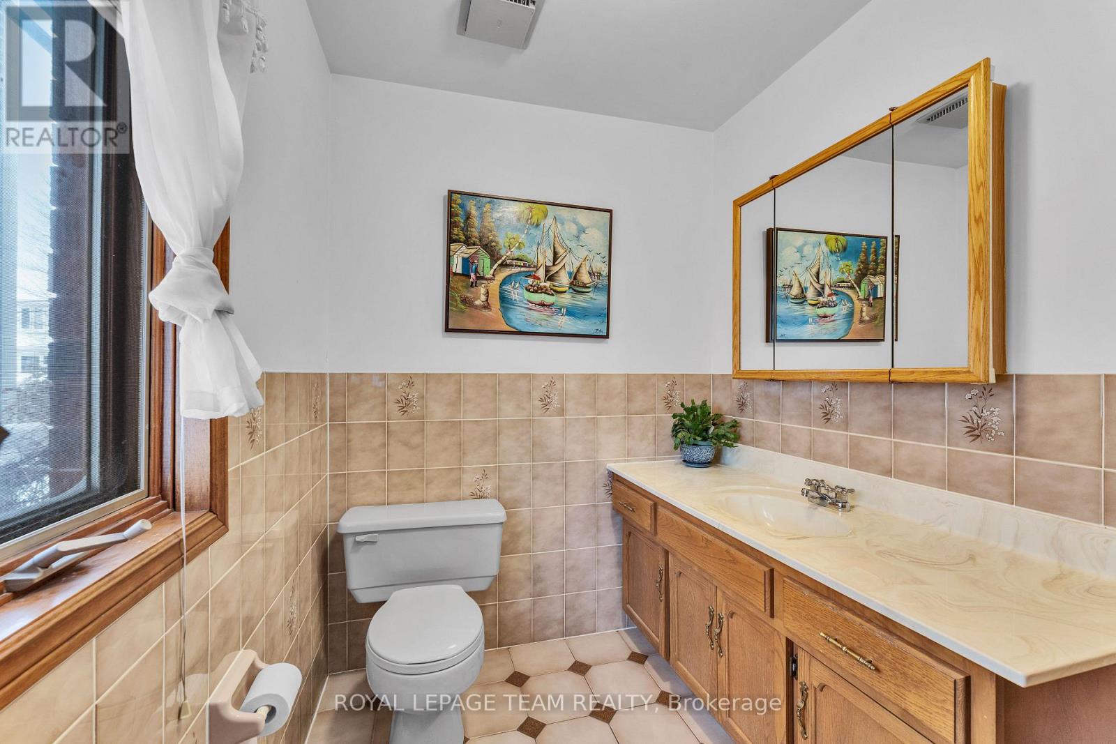 1409 MORY STREET — photo 20