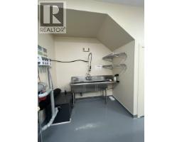 105 3993 Henning Drive, Burnaby, BC V5C6P7 Photo 10
