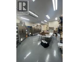 105 3993 Henning Drive, Burnaby, BC V5C6P7 Photo 8