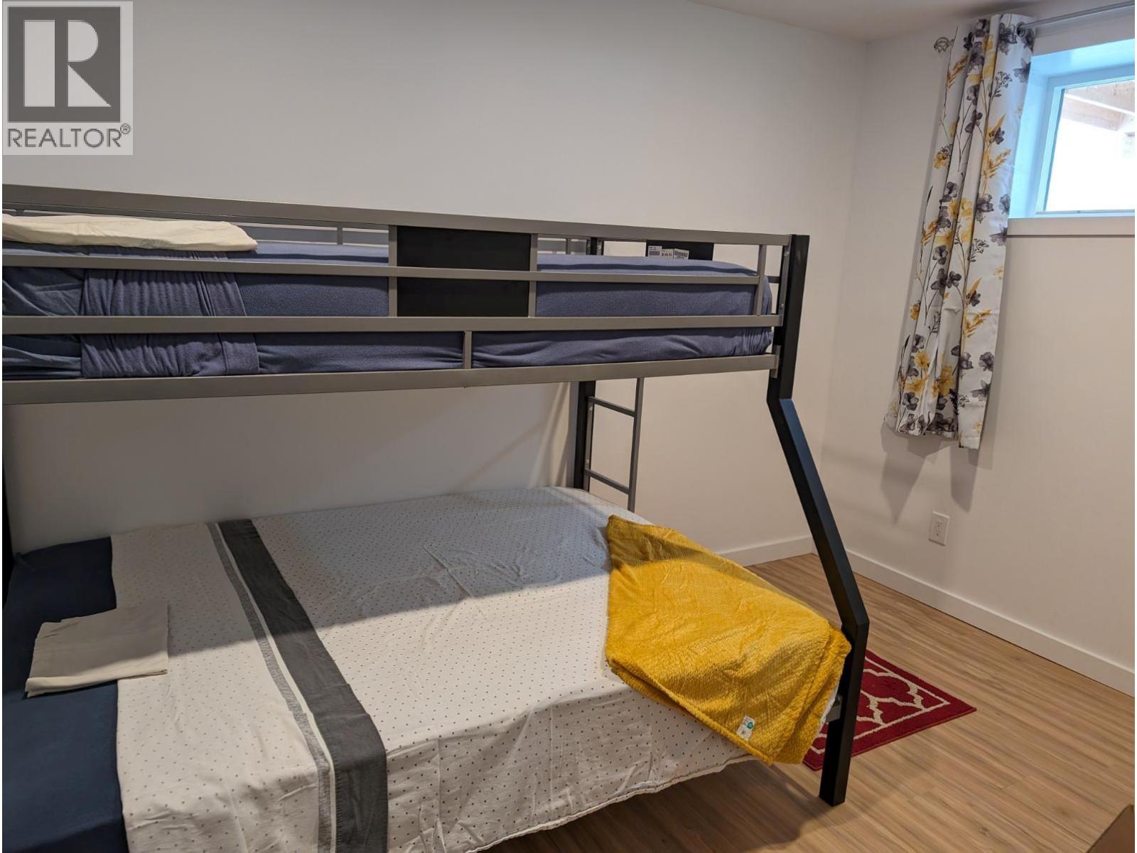 52 SUKUNKA Place, Tumbler Ridge