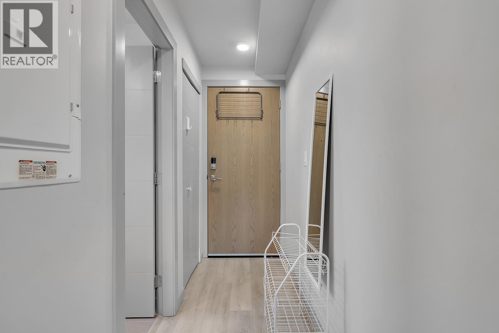 #327 345 Dougall Road N - 20