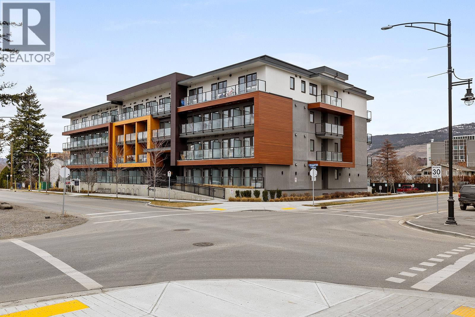 #327 345 Dougall Road N - 2