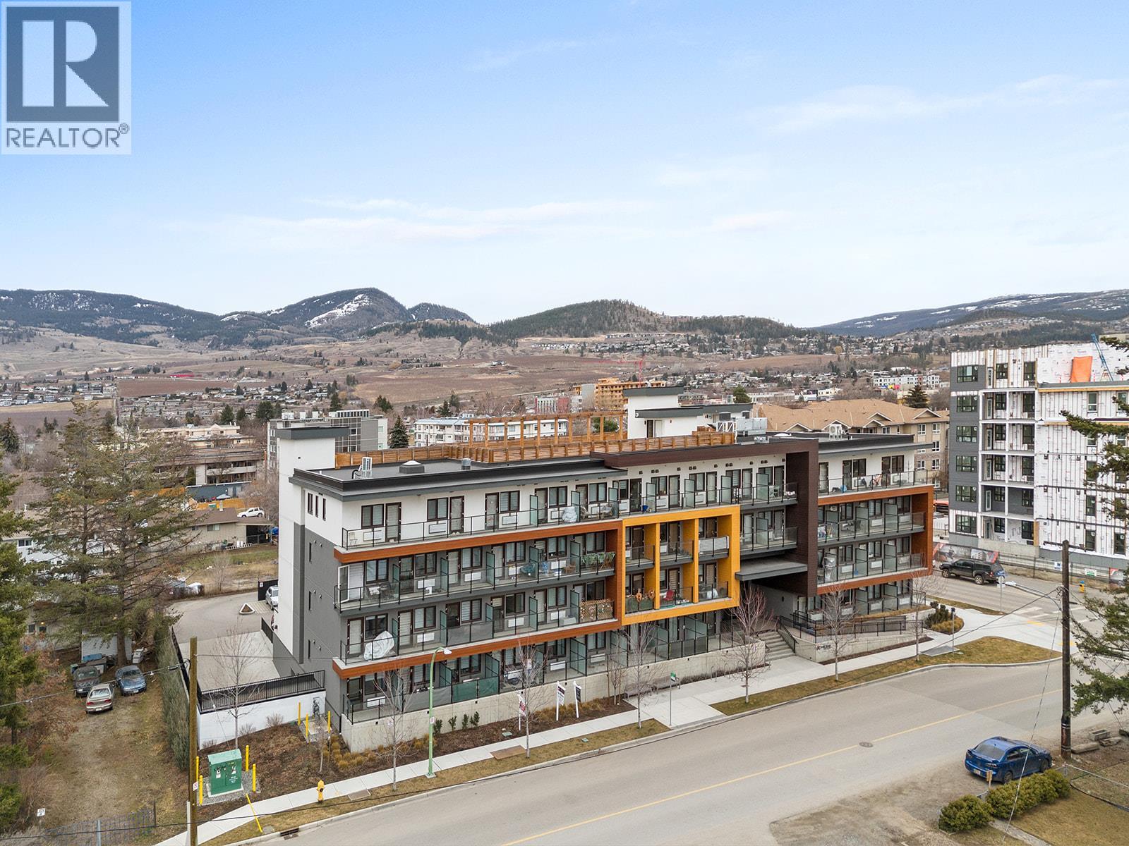 327 345 Dougall Road North, Kelowna