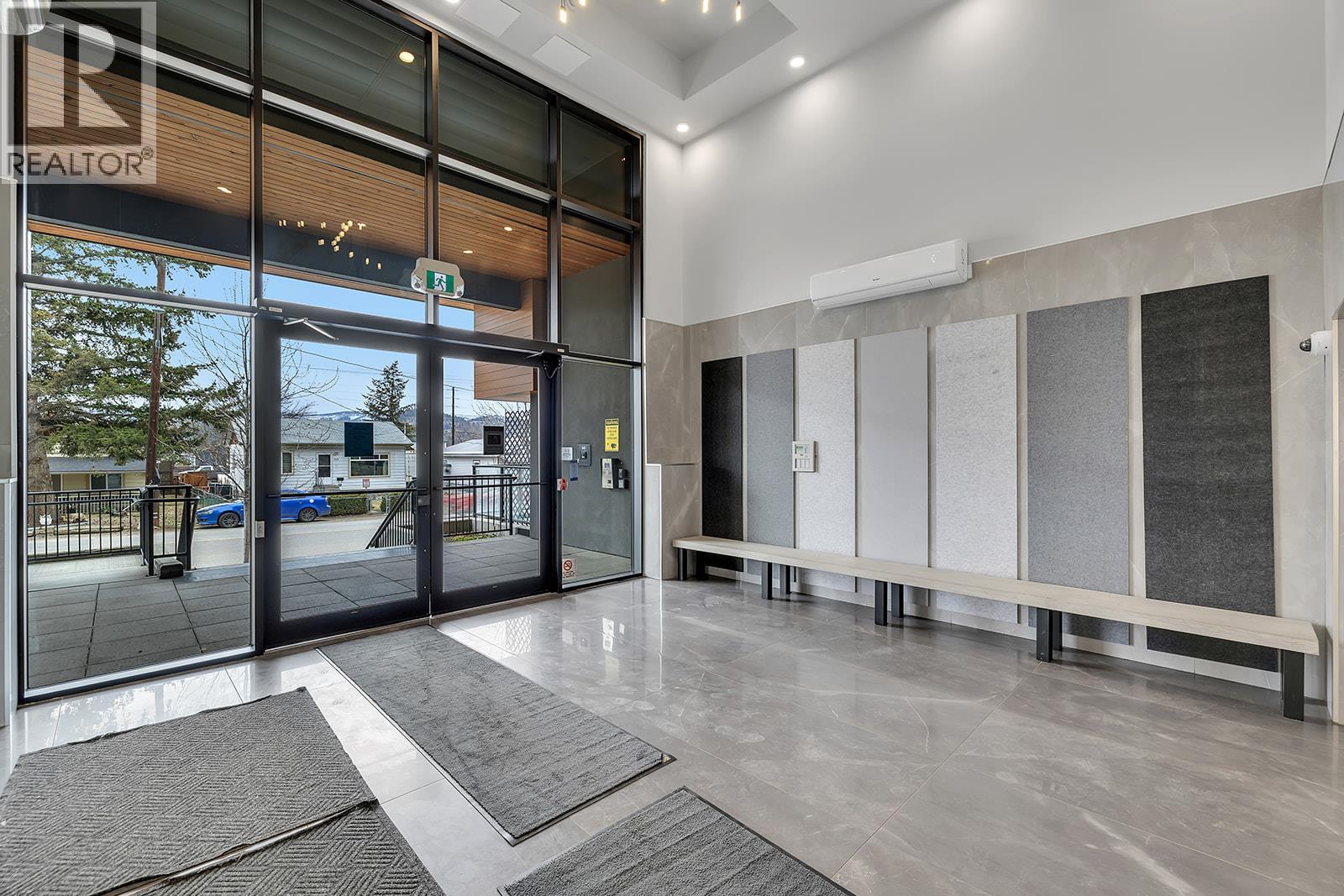 #327 345 Dougall Road N - 30
