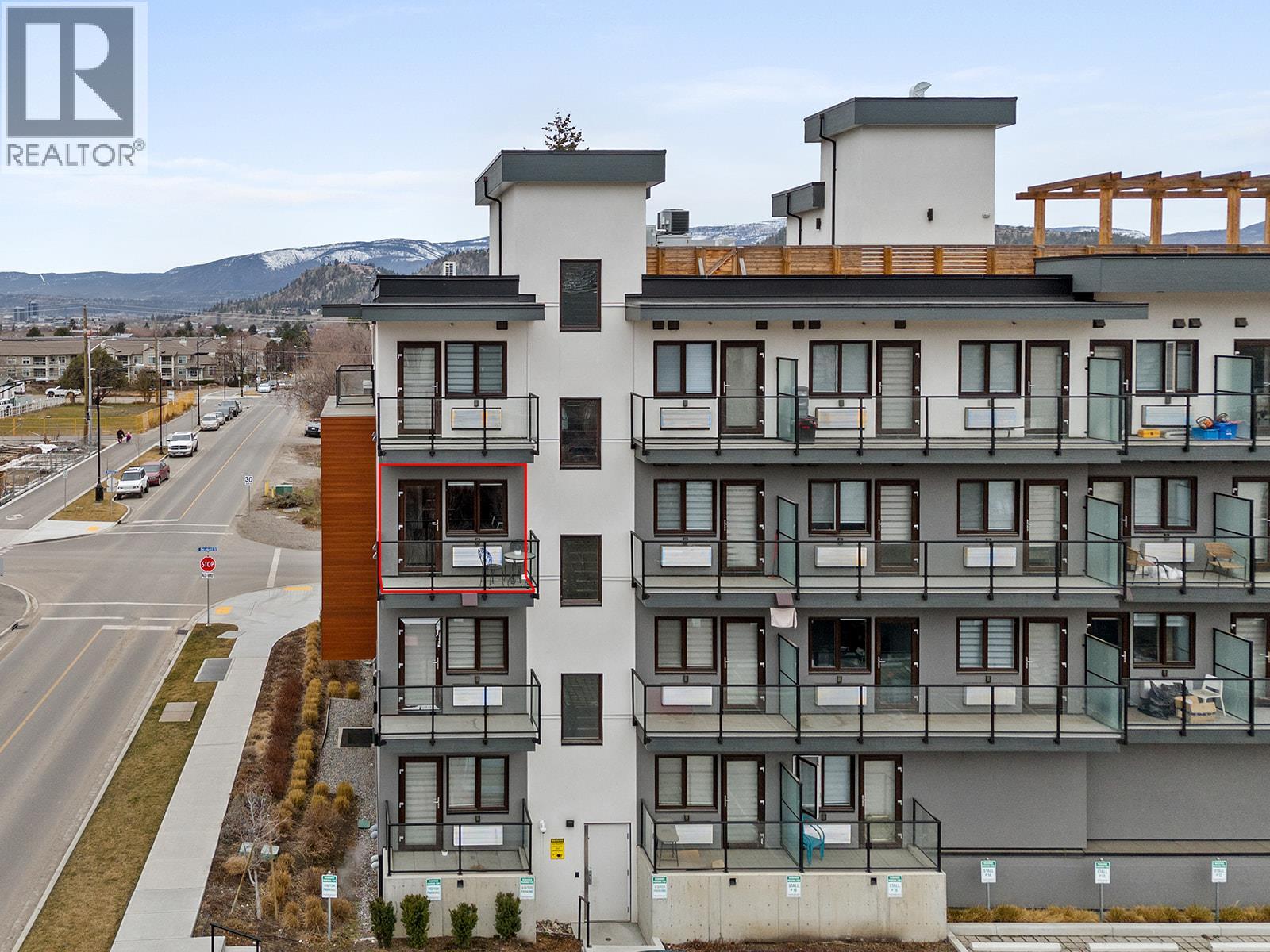 327 345 Dougall Road North, Kelowna