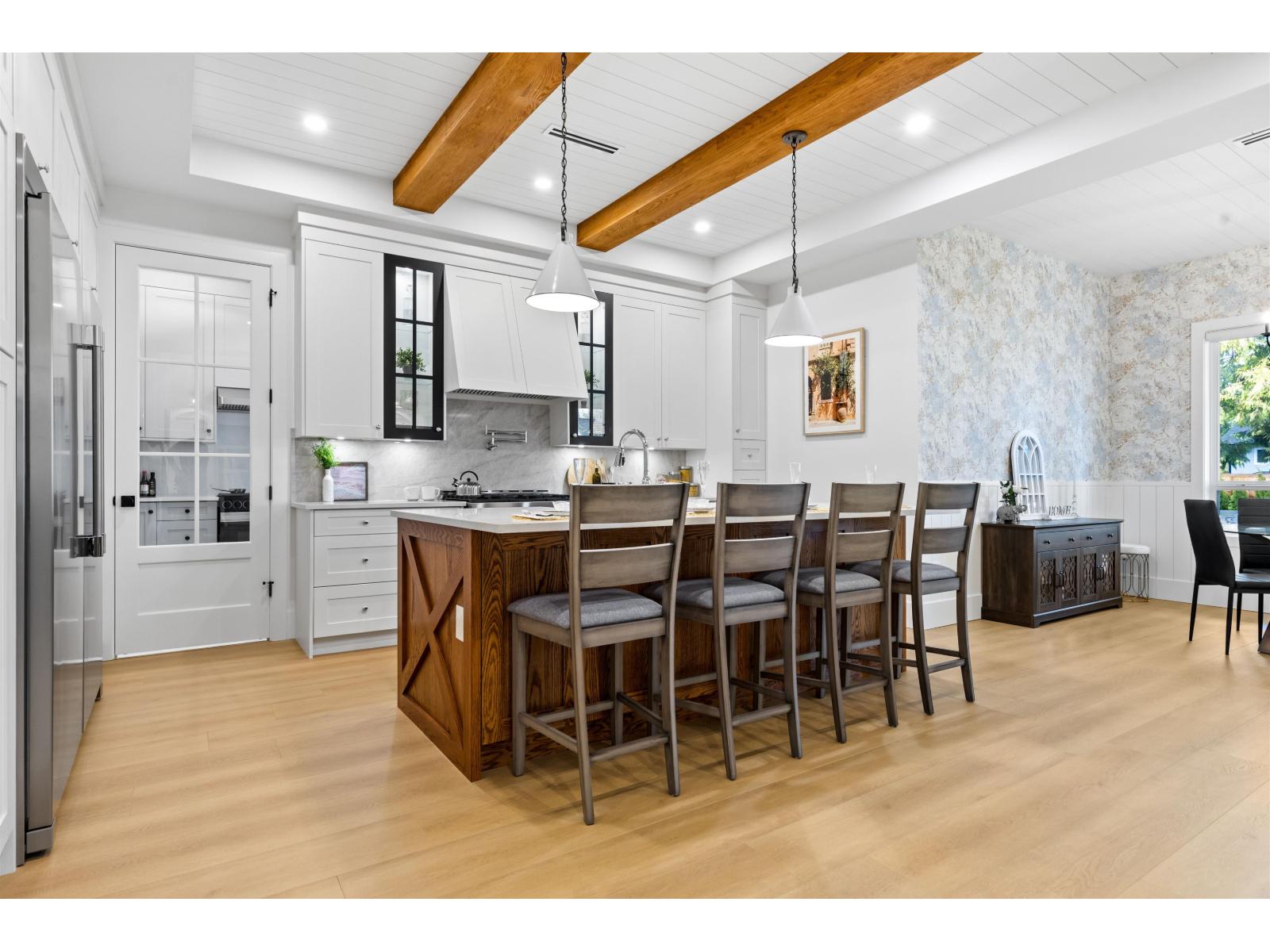 19843 37A AVENUE, Langley