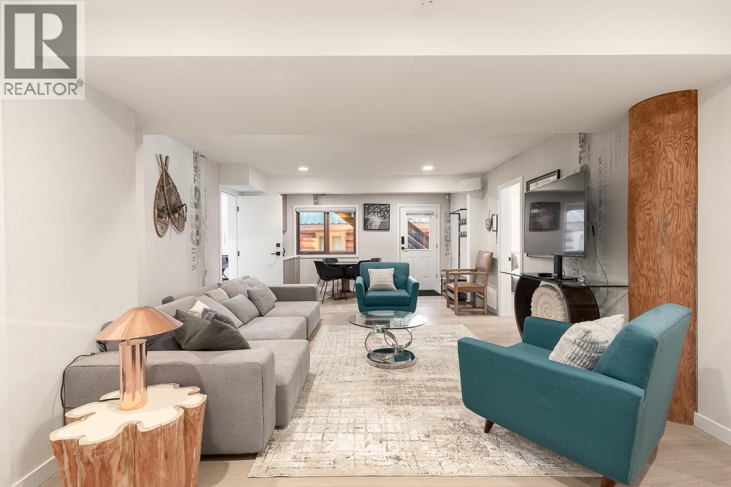 8162 MUIRFIELD CRESCENT, Whistler