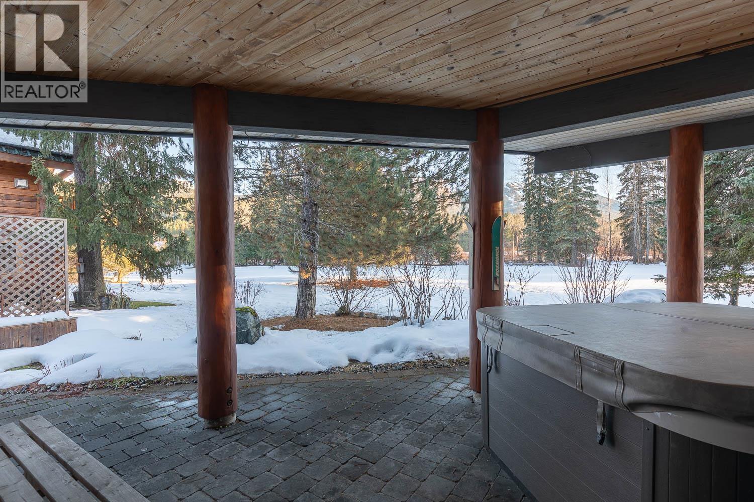 8162 MUIRFIELD CRESCENT, Whistler